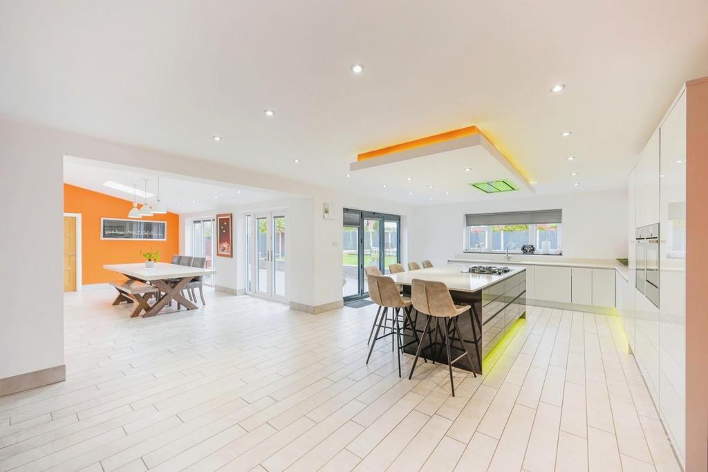 157comberfordroad6of31.jpg