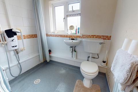 22 Bucks Cross Road, Northfleet, Gravesend, DA11 7ES