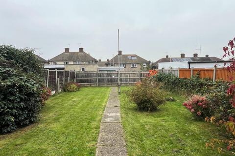 22 Bucks Cross Road, Northfleet, Gravesend, DA11 7ES