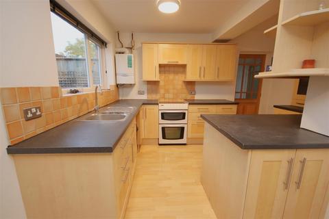 3 bedroom house to rent, Lents Way, Cambridge CB4