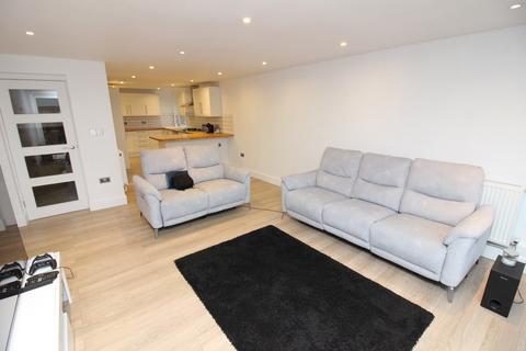 2 bedroom flat for sale, Gander Green Lane, North Cheam SM3