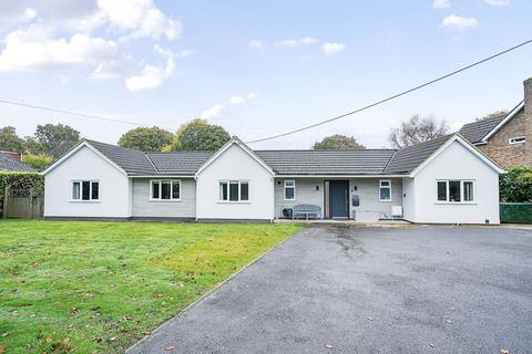 5 bedroom bungalow for sale, Telegraph Lane, Four Marks, Alton, Hampshire, GU34