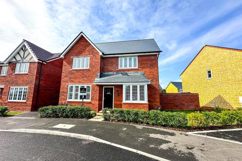 4 bedroom detached house for sale, Marigold Road,  Bridgewater, TA5 2SH