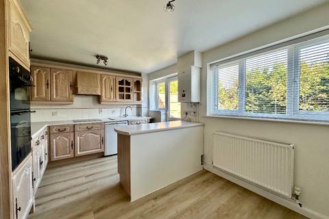 3 bedroom detached house for sale, Troopers Drive, Romford