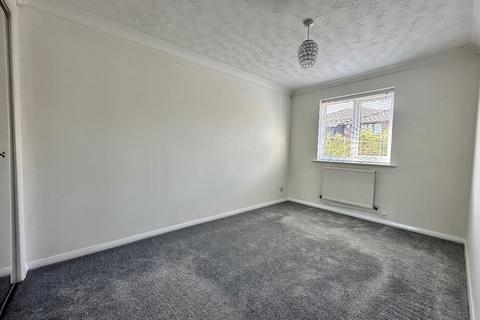 3 bedroom detached house for sale, Troopers Drive, Romford