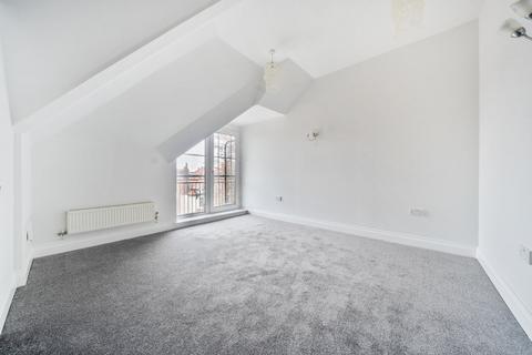 2 bedroom flat for sale, Hill Lane, Shirley, Southampton, Hampshire, SO15