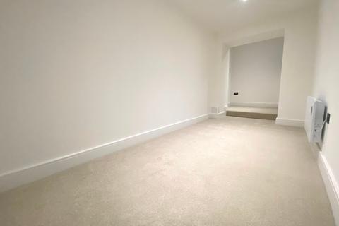 2 bedroom apartment to rent, Dunster Street, Northampton, NN1 3DQ