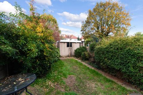 3 bedroom terraced house for sale, Sandringham Road, Worcester Park