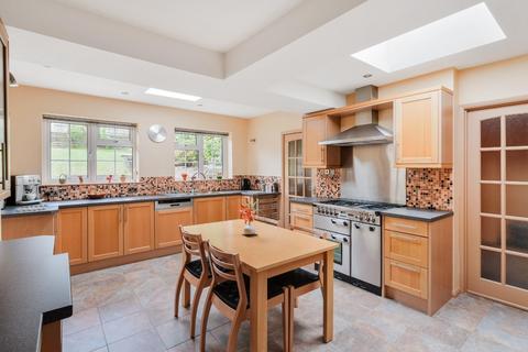 4 bedroom house for sale, Chipstead Lane, Lower Kingswood, Tadworth