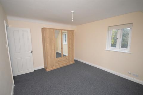 2 bedroom maisonette to rent, Jacquard Way, Braintree, CM7