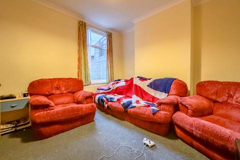 4 bedroom terraced house to rent, Ramsey Road, Bristol BS7
