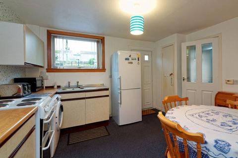 21 Fudstone Drive, Kilbirnie, KA25 6DE
