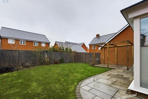 4 bedroom detached house for sale, Platform Street, Aylesbury