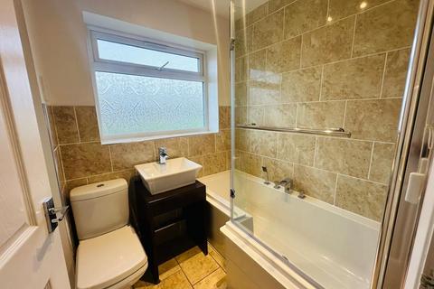 2 bedroom semi-detached house to rent, Middlesbrough TS3