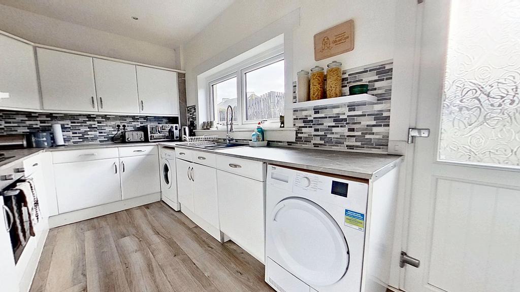 Fitted Kitchen