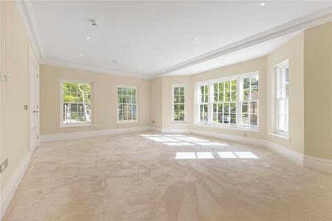 undefined, Woodside Road, Cobham, KT11
