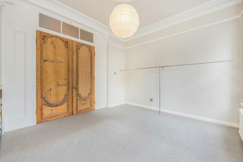 1 bedroom flat to rent, Brodrick Road, London SW17