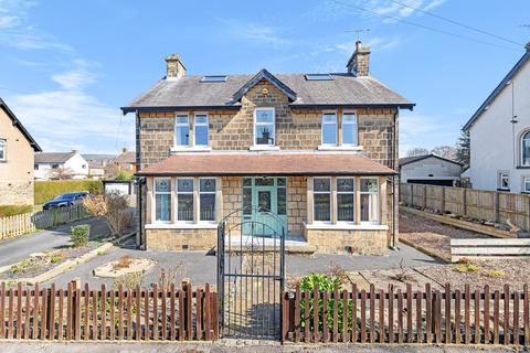 undefined, Holyoake Avenue, Bingley, West Yorkshire, UK, BD16