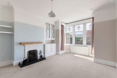 undefined, Holyoake Avenue, Bingley, West Yorkshire, UK, BD16