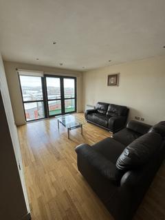 2 bedroom apartment to rent, Leeds Street, Liverpool L3