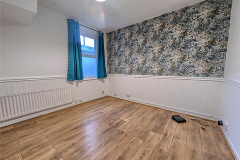 4 bedroom terraced house to rent, Stowe Street, Middlesbrough