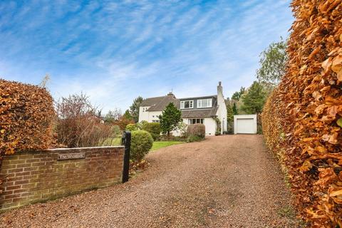 5 bedroom detached house for sale, Meadowfield Road, Stocksfield NE43