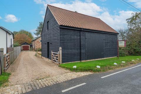 4 bedroom detached house for sale, High Street, St Neots PE19