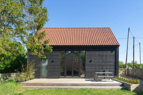 4 bedroom detached house for sale, High Street, St Neots PE19