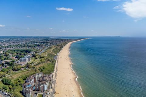 2 bedroom apartment for sale, Honeycombe Chine, Boscombe Spa, Bournemouth, BH5