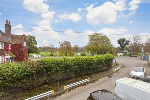 2 bedroom maisonette for sale, The Common, Cranleigh, Surrey