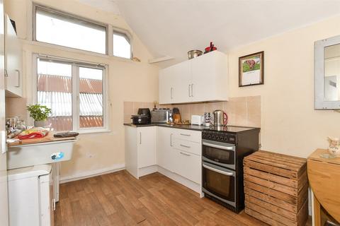 2 bedroom maisonette for sale, The Common, Cranleigh, Surrey