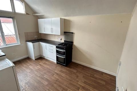 2 bedroom maisonette for sale, The Common, Cranleigh, Surrey