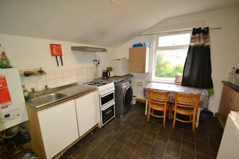 undefined, Uxbridge Road, Hanwell