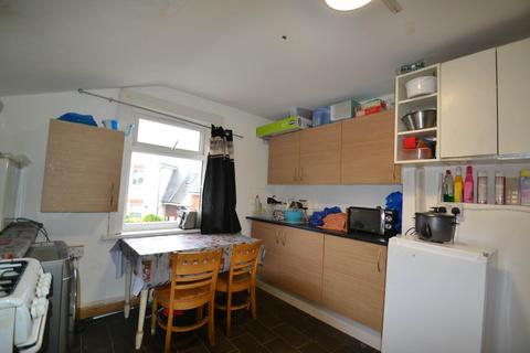 undefined, Uxbridge Road, Hanwell