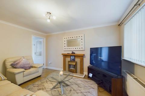 2 bedroom terraced house for sale, Lavender Walk, Aylesbury HP21