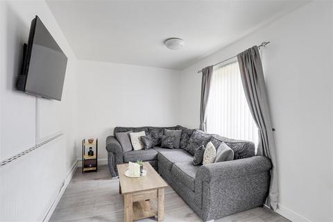 3 bedroom terraced house for sale, Brockenhurst Gardens, Nottingham NG3