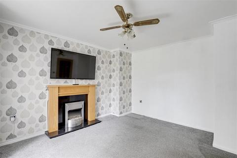 3 bedroom terraced house for sale, Brockenhurst Gardens, Nottingham NG3