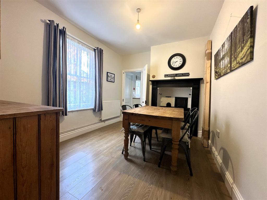 Dining Room I.jpg