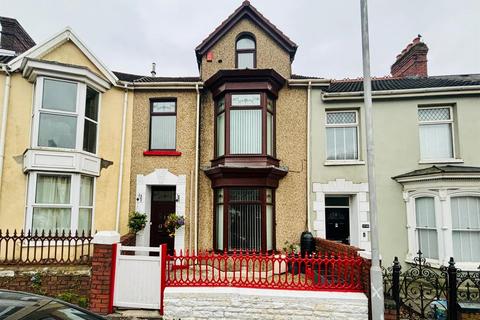 5 bedroom terraced house for sale, Felinfoel Road, Llanelli