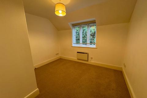 2 bedroom apartment to rent, Kingshill Road, Old Town, Swindon, SN1