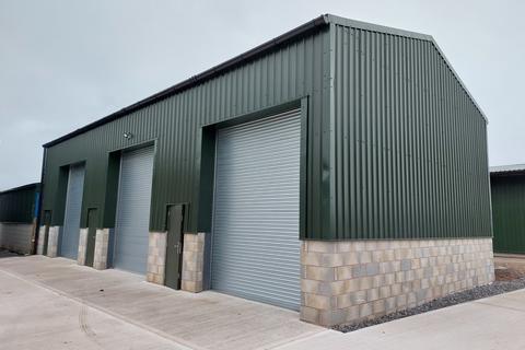 Workshop & retail space to rent, Overfields Farm, Catton, Swadlincote, Derbyshire, DE12 8LW