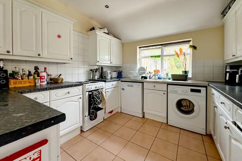 6 bedroom terraced house to rent, Filton Avenue, Bristol BS7