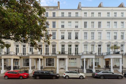 2 bedroom flat for sale, Lexham Gardens, Kensington, London