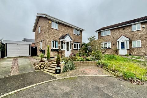 3 bedroom detached house for sale, Hiltons Farm Close, Audenshaw