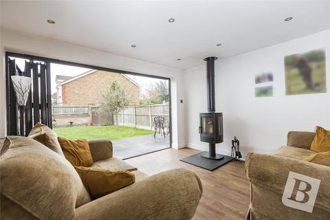 3 bedroom end of terrace house for sale, Priory Mews, Hornchurch, RM11