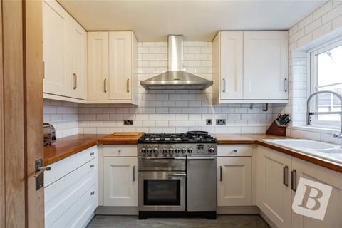 15 Priory Mews, Hornchurch, RM11 1DF