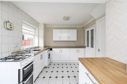15 Green Park Drive, Liverpool, L31 8EN