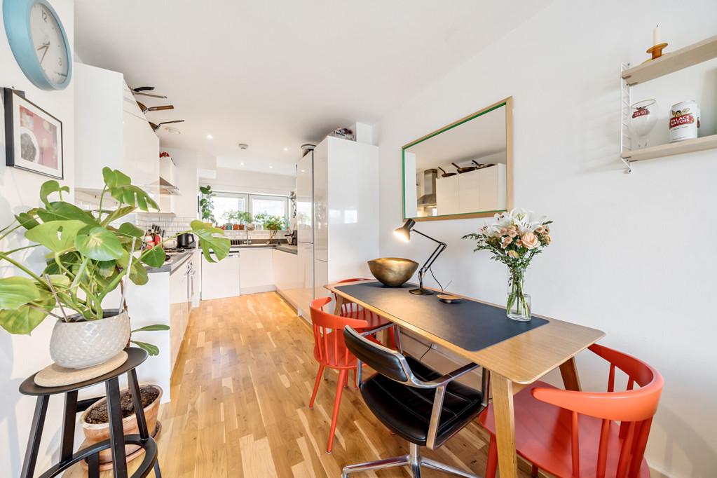 Kitchen/Dining Area