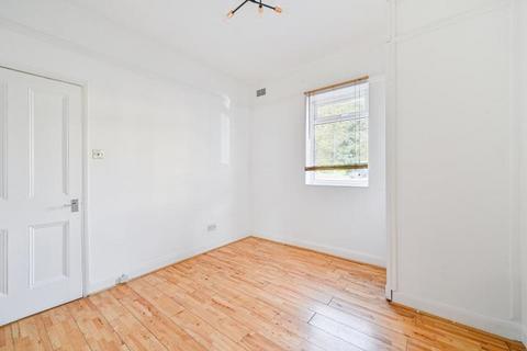 2 bedroom flat for sale, West Street, Bromley, London, BR1