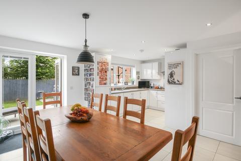 4 bedroom detached house for sale, Wokingham RG40